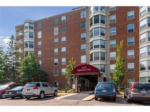 Building Photo - 1425 W 28th St