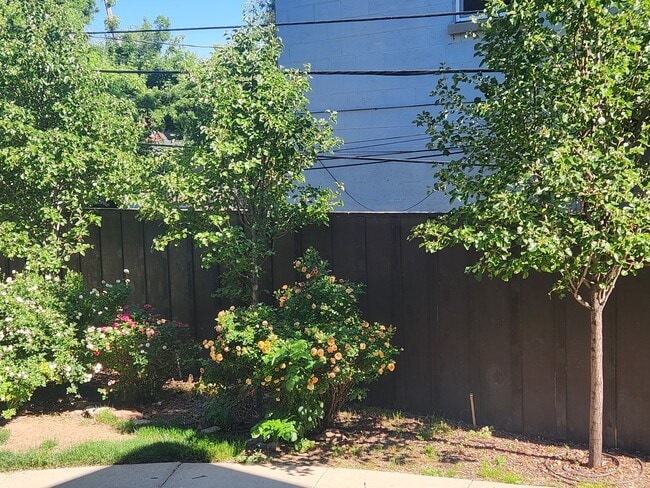 Building Photo - 131 S 1000 E