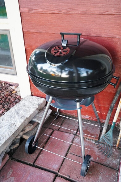 Building Photo - N3203 Ecker Lakeland Dr