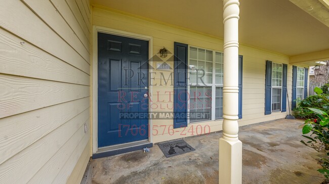 Building Photo - 8440 Canaan Dr