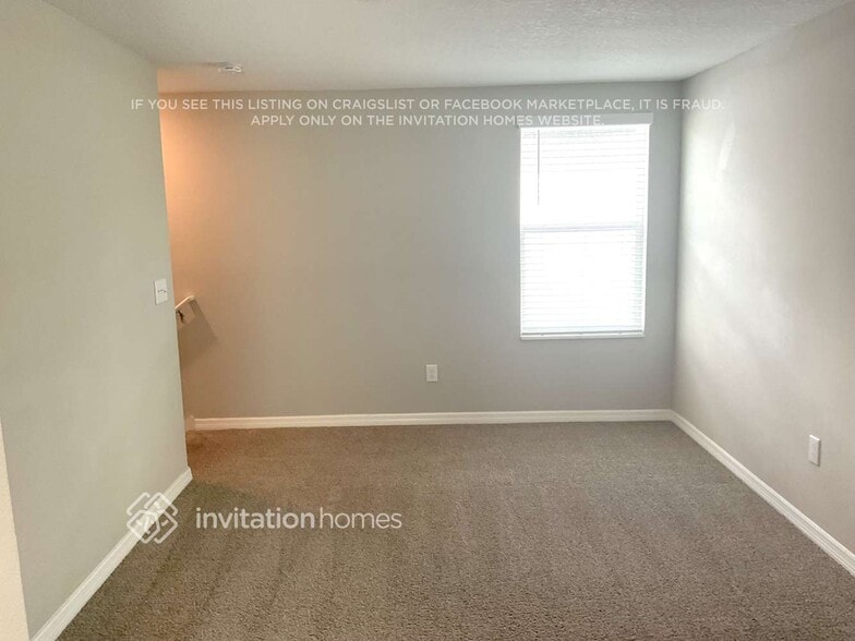 Building Photo - 2273 Treesdale Ave