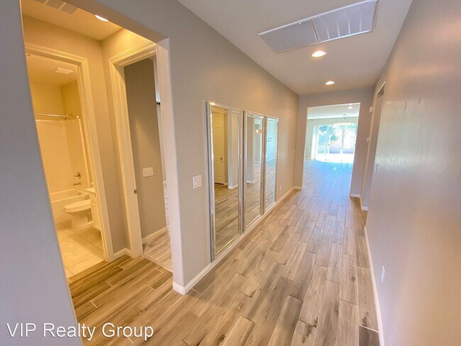 Building Photo - 3 br, 2 bath House - 10199 Knotty Skye Ave