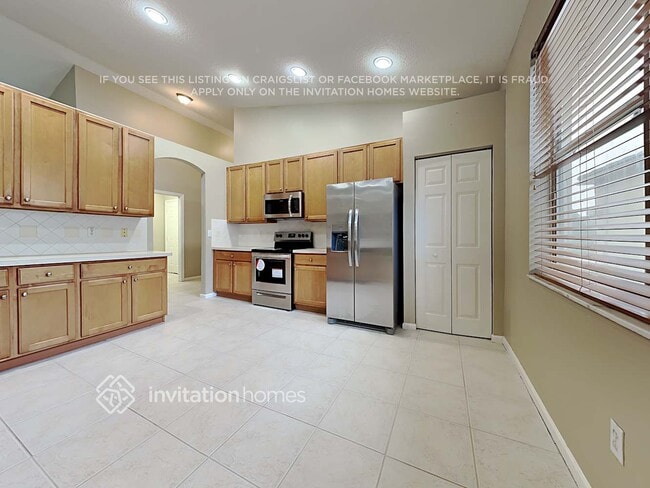Building Photo - 4803 San Andros
