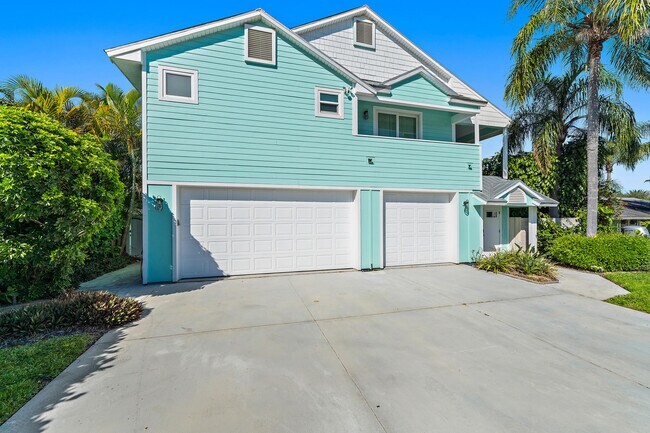 Building Photo - 3463 Canal Ct