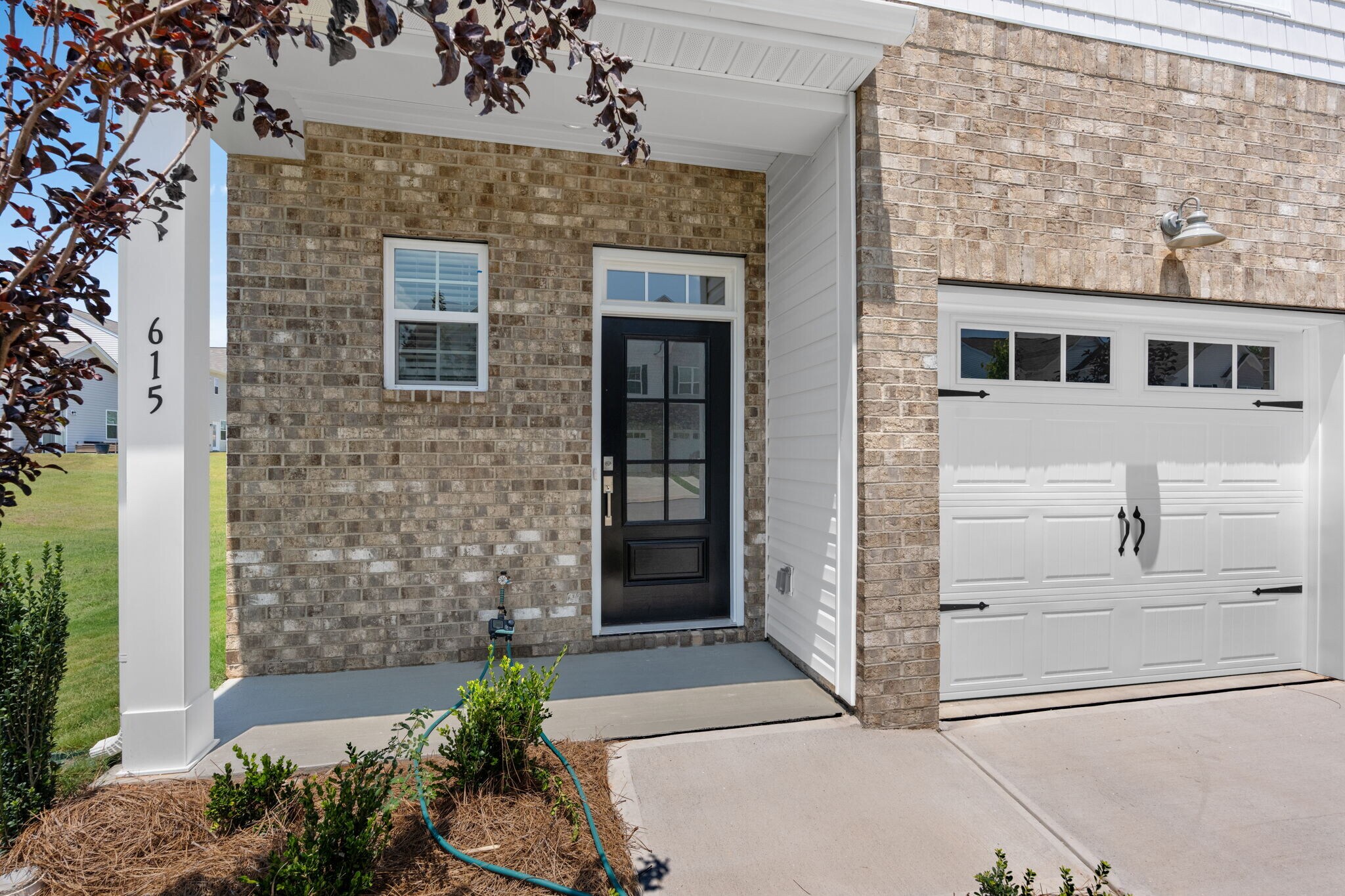Building Photo - 615 Blaire Ridge Way