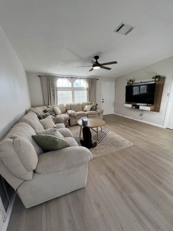 Building Photo - 3599 Pioneer Trails Dr