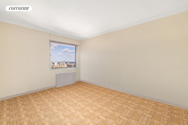 Building Photo - 45 E 89th St