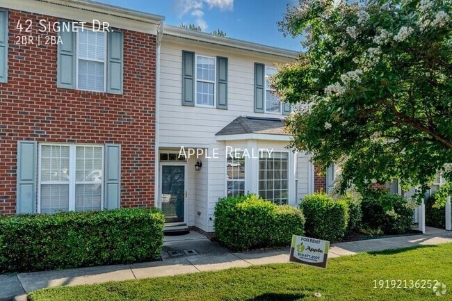 Building Photo - 42 Signet Dr