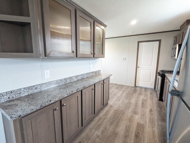Building Photo - 2445 E Birch Dr