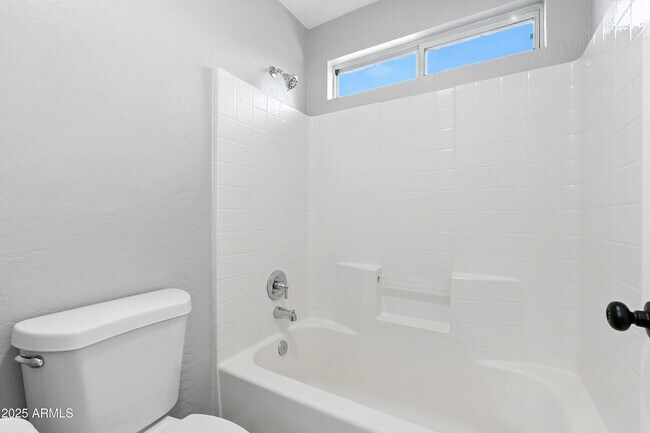 Building Photo - 3735 E Rousay Dr