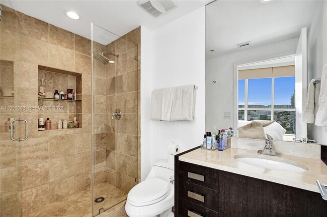 Building Photo - 18201 Collins Ave