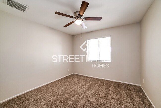 Building Photo - Charming 3 bedroom home in Peoria!