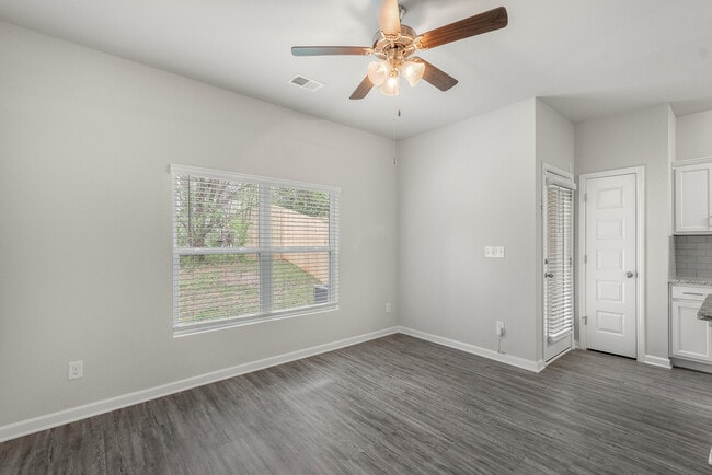 Building Photo - 3619 Brycewood Dr