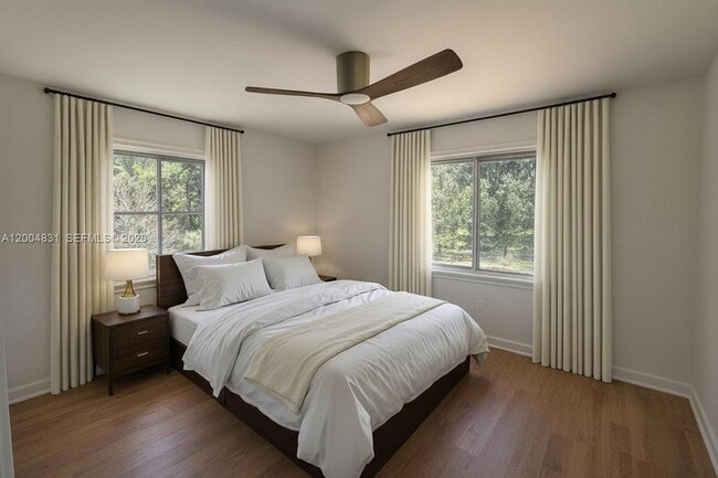 Building Photo - 16932 Calder Dr W