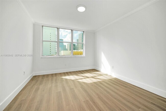 Building Photo - 800 Claughton Island Dr