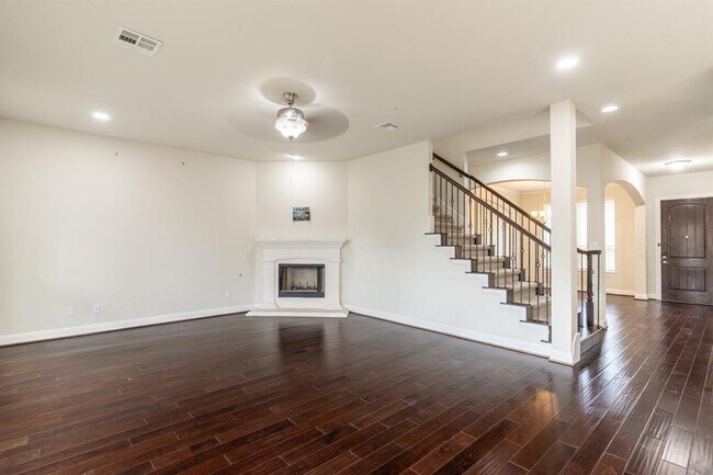 Building Photo - 2608 Pecan Creek Dr