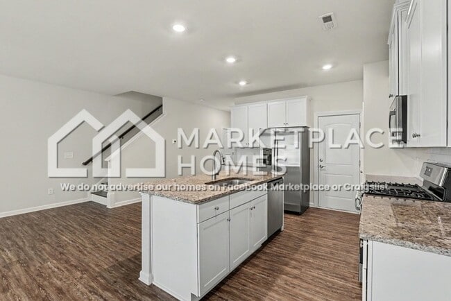 Building Photo - 1109 Alston Rdg Ct