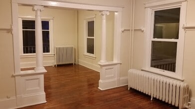 Building Photo - 3 Burkle St