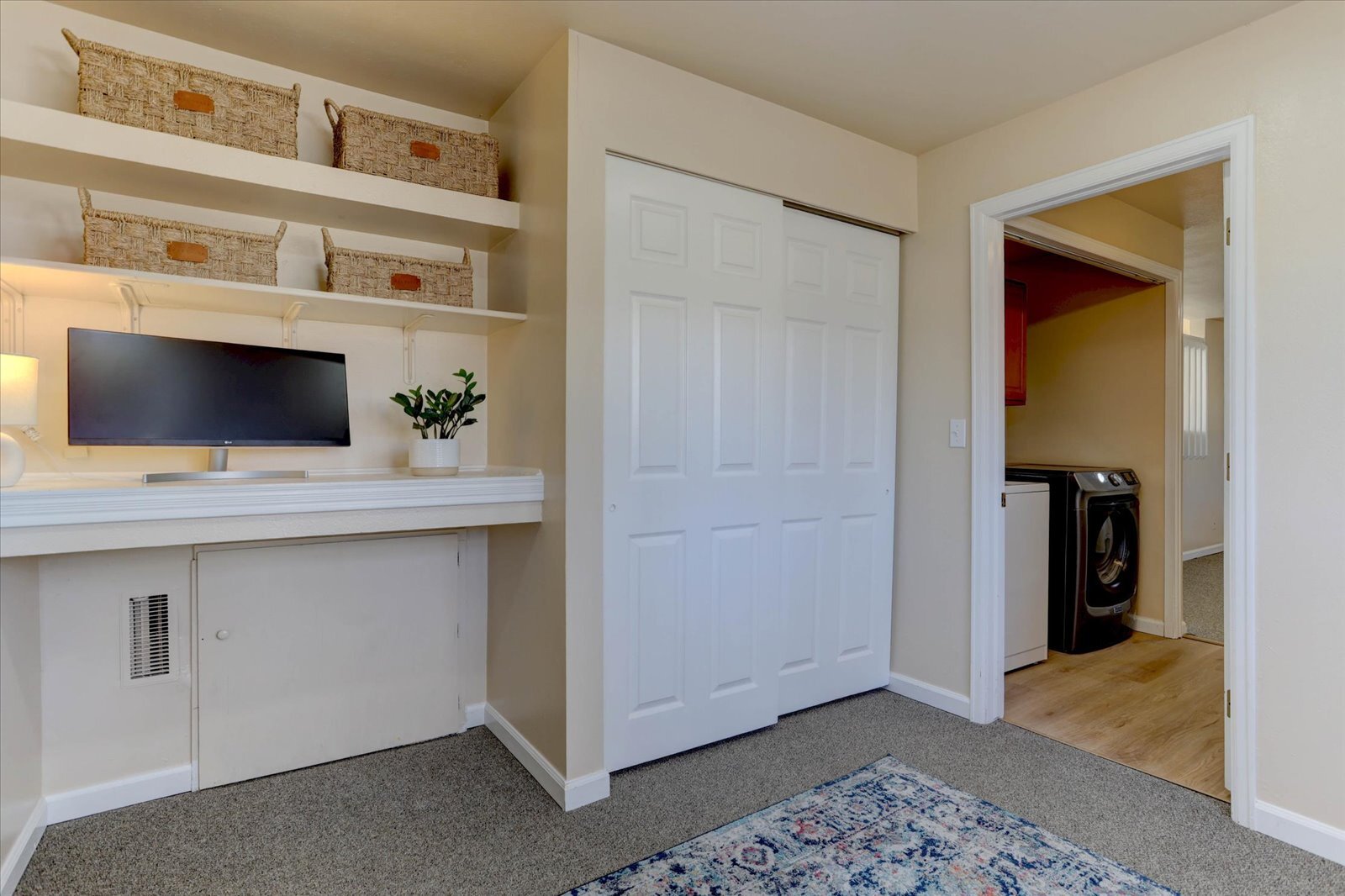 Downstairs bedroom - 2 - 13553 W 65th Pl