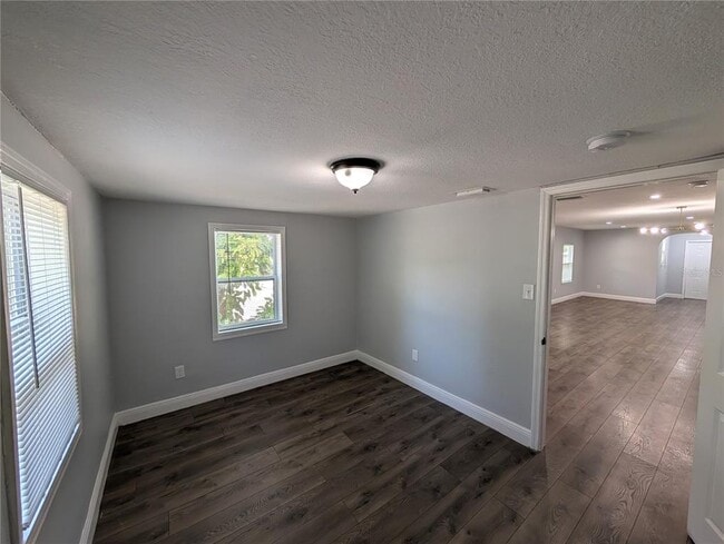 Building Photo - 1608 E New Orleans Ave