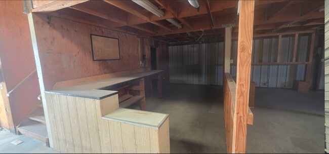 Building Photo - 7134 Mohawk Trail