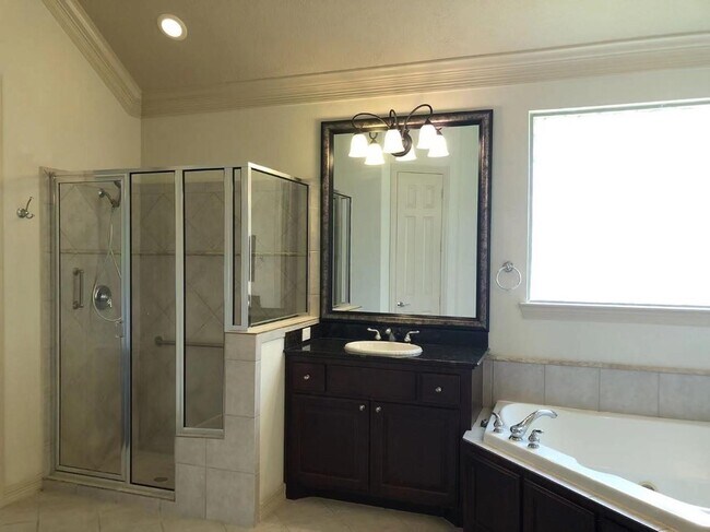 Building Photo - 8311 Cabrillo Landing Ct