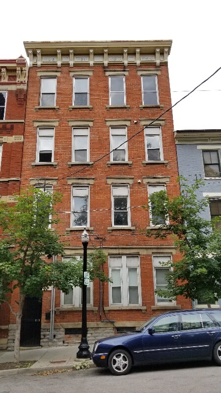 Building Photo - 1325 Pendleton St