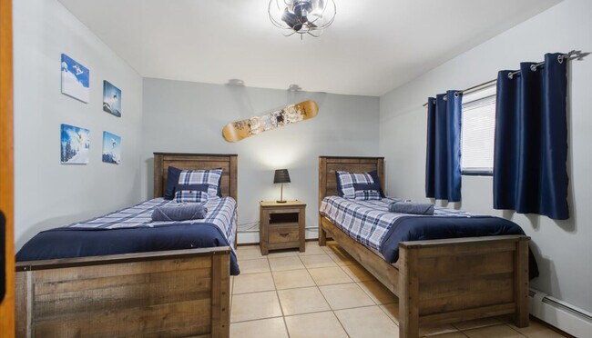 Building Photo - 241 Campbell Rd