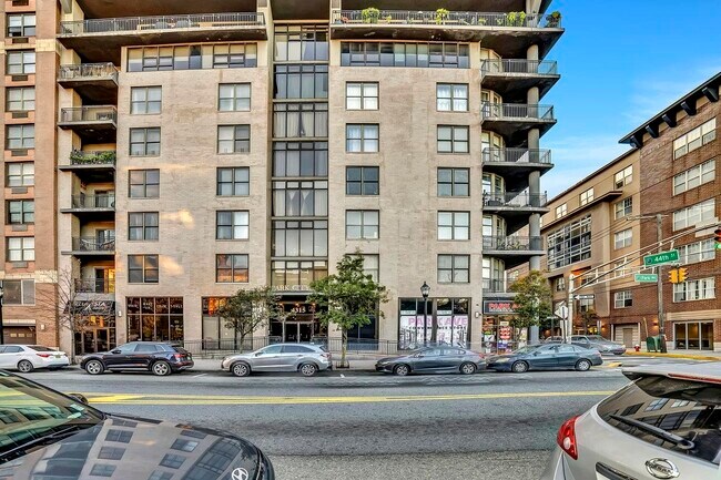 Building Photo - 4315 PARK Ave