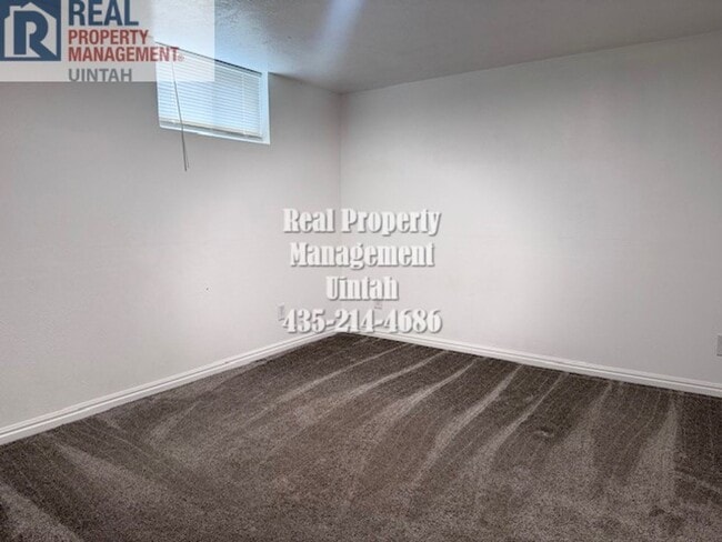 Building Photo - 418 E 100 N