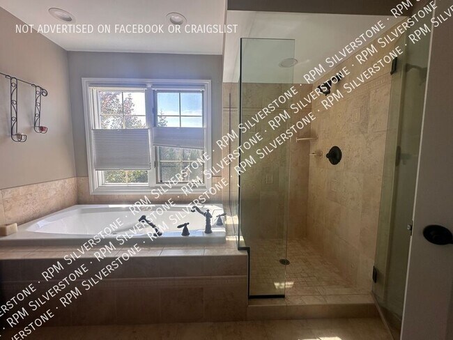 Building Photo - 1506 Galena-