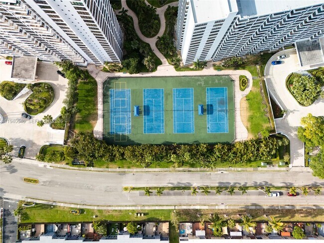 Building Photo - 600 Three Islands Boulevard