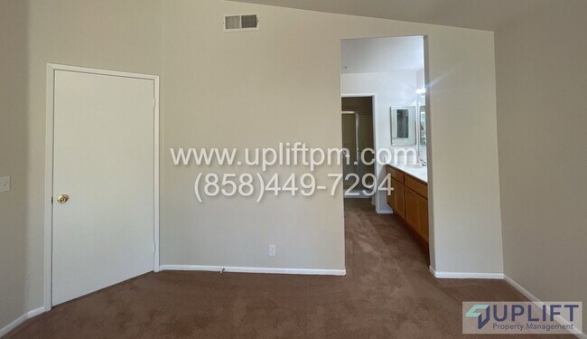 Building Photo - 819 Mimosa Creek Ln