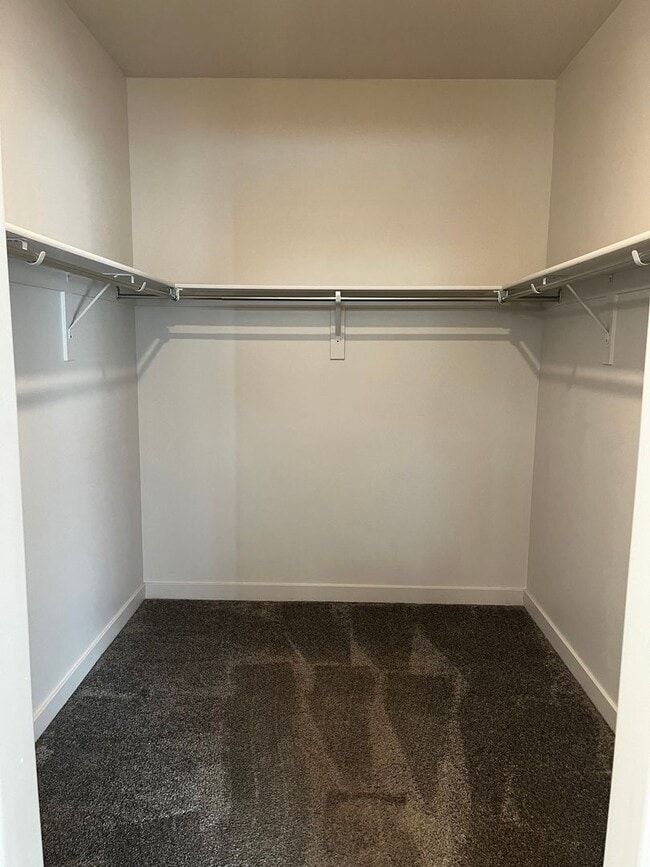 Building Photo - Absolutely STUNNING Townhome!!!