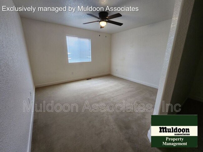 Building Photo - 251 W Acorn Dr