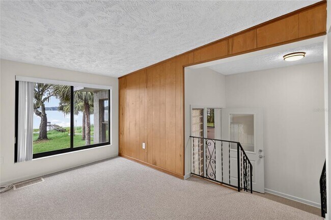Building Photo - 767 Edison Rd
