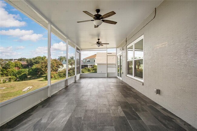 Building Photo - 1405 Vista del Lago Blvd