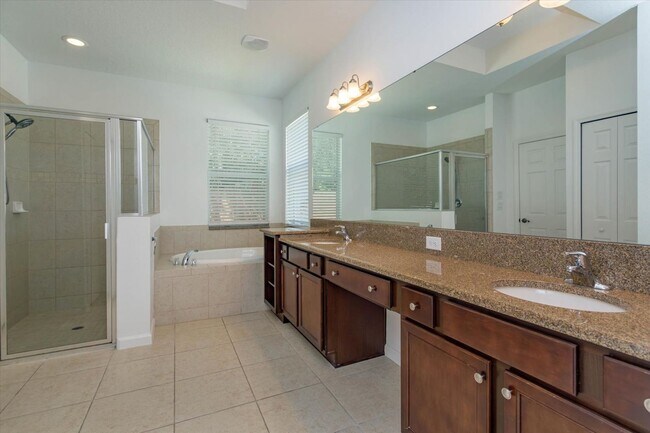 Building Photo - Immaculate Move-In Ready 3-Bedroom Home wi...