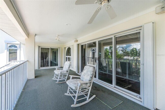 Building Photo - 202 George Rd SE