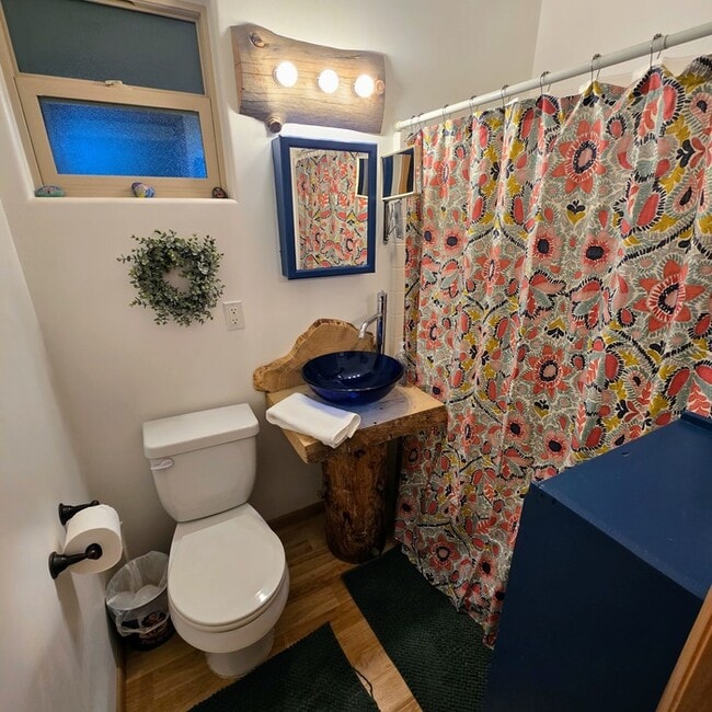 Building Photo - Mountain Retreat in Boulder Bay