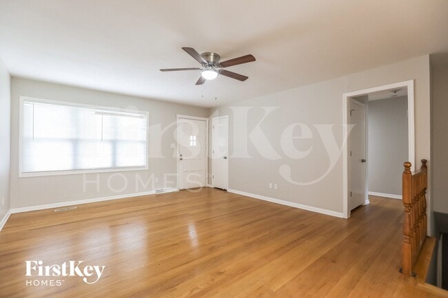 Building Photo - 10510 W 90th St