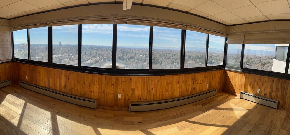 Lanai - 3131 E Alameda Ave