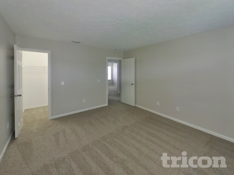 Building Photo - 10823 Green Meadow Pl