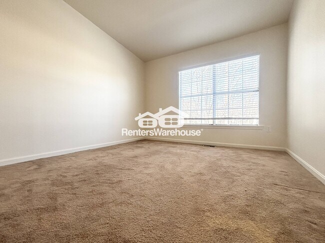 Building Photo - 1525 Casino Cir