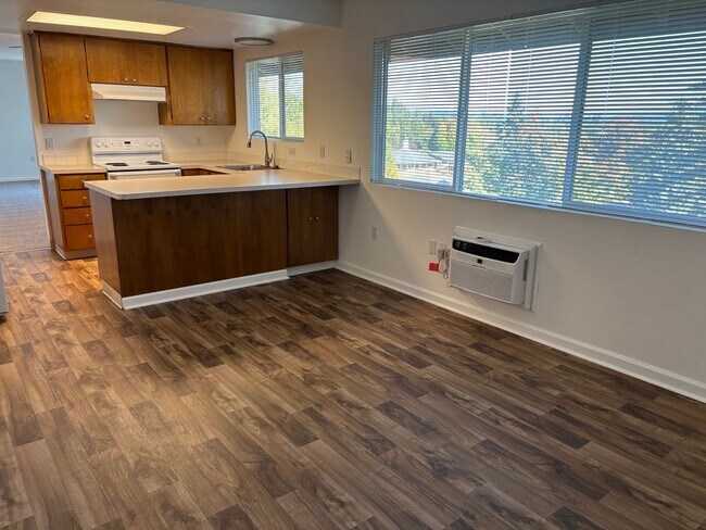 Interior Photo - Kingcity Apartments