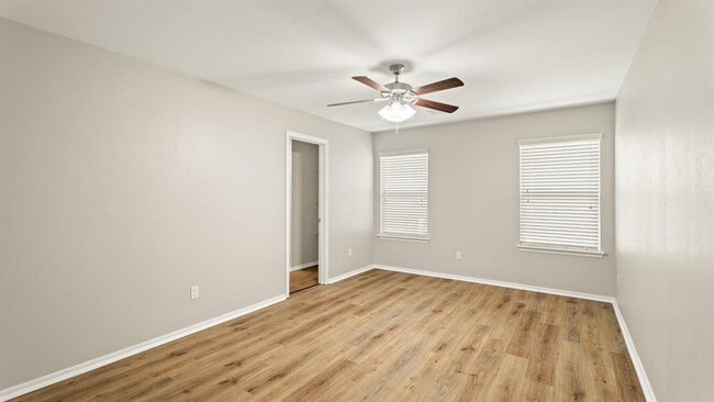 Building Photo - 621 Christian Ln