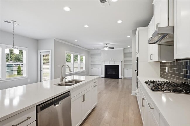 Building Photo - 781 Belerose Ln