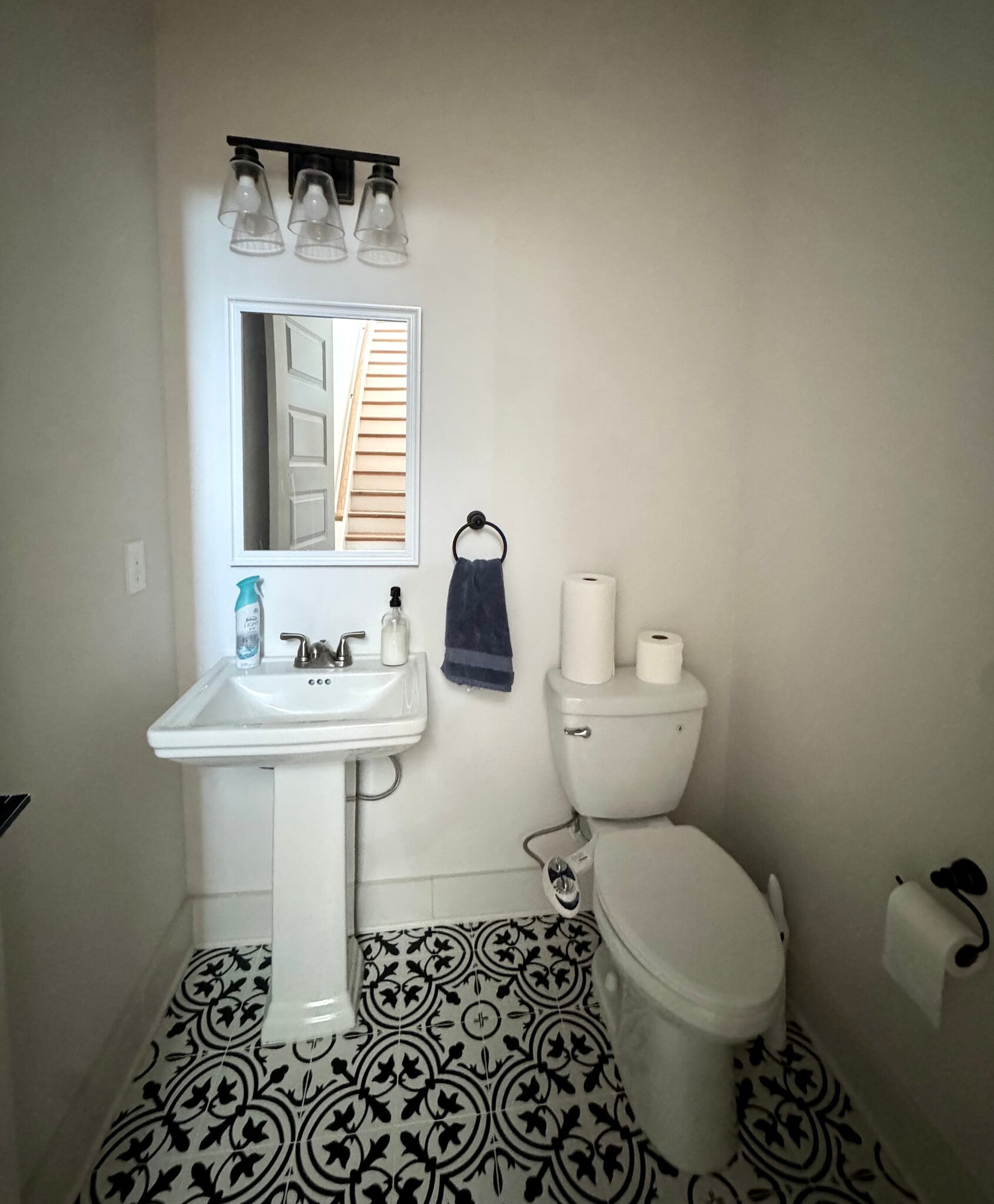 Building Photo - 411 McAdoo Ave