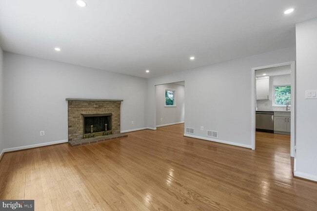 Building Photo - 1403 Ellison St