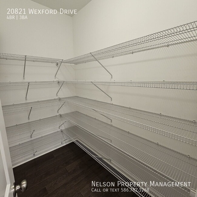 Building Photo - 20821 Wexford Dr